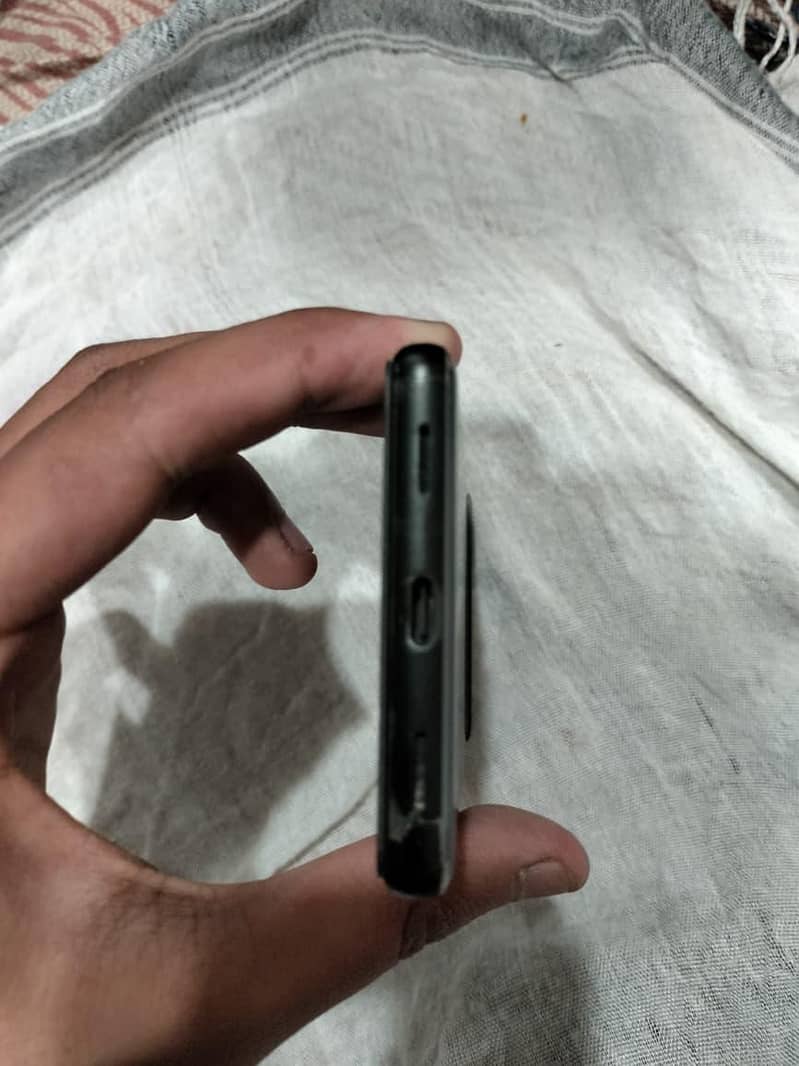 google pixel 6a 3