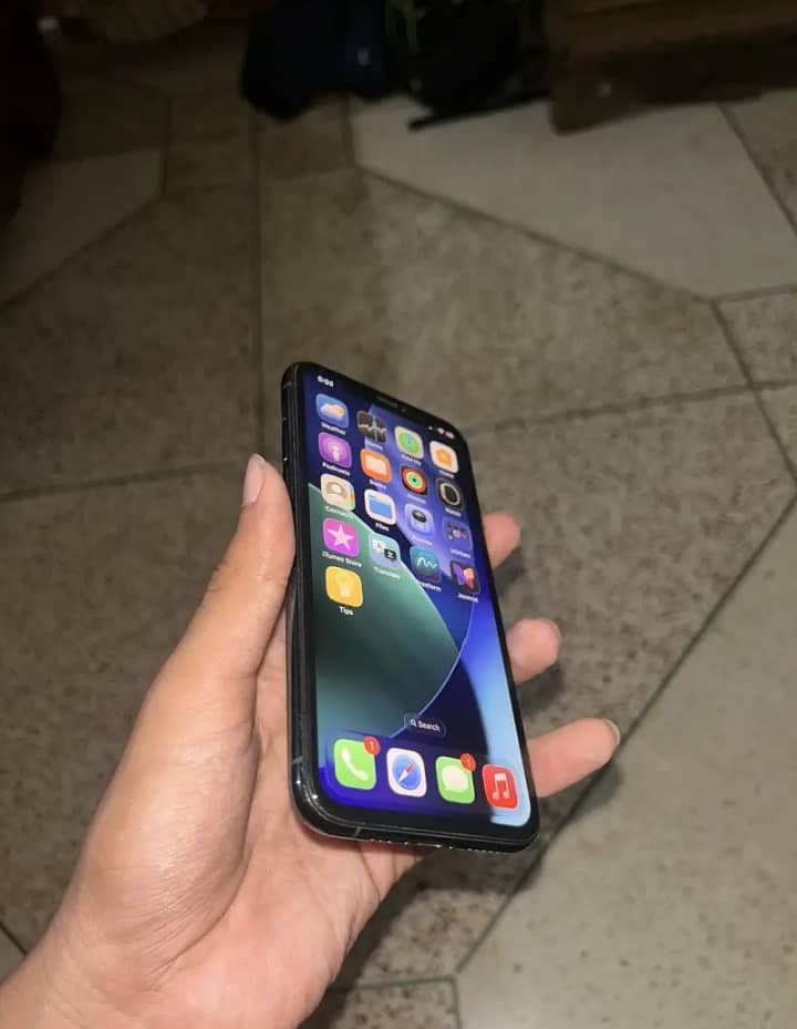 Apple iPhone 11 2