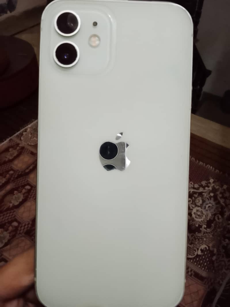 Apple iPhone 12 0