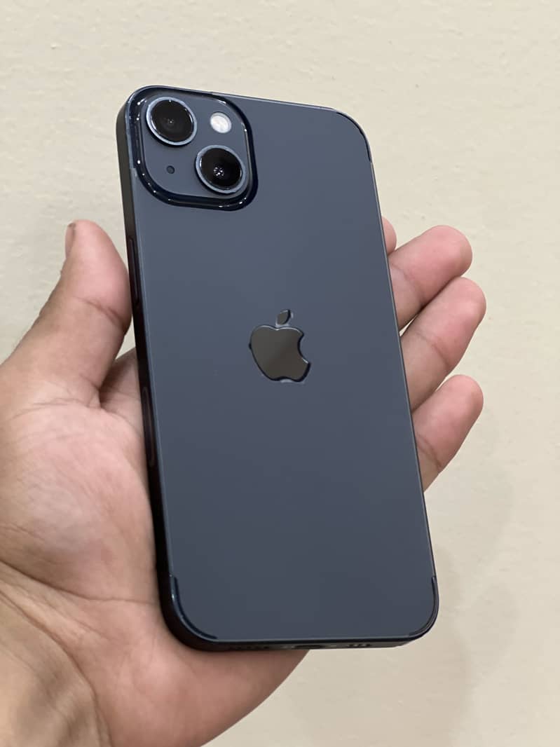 Apple iPhone 13 5