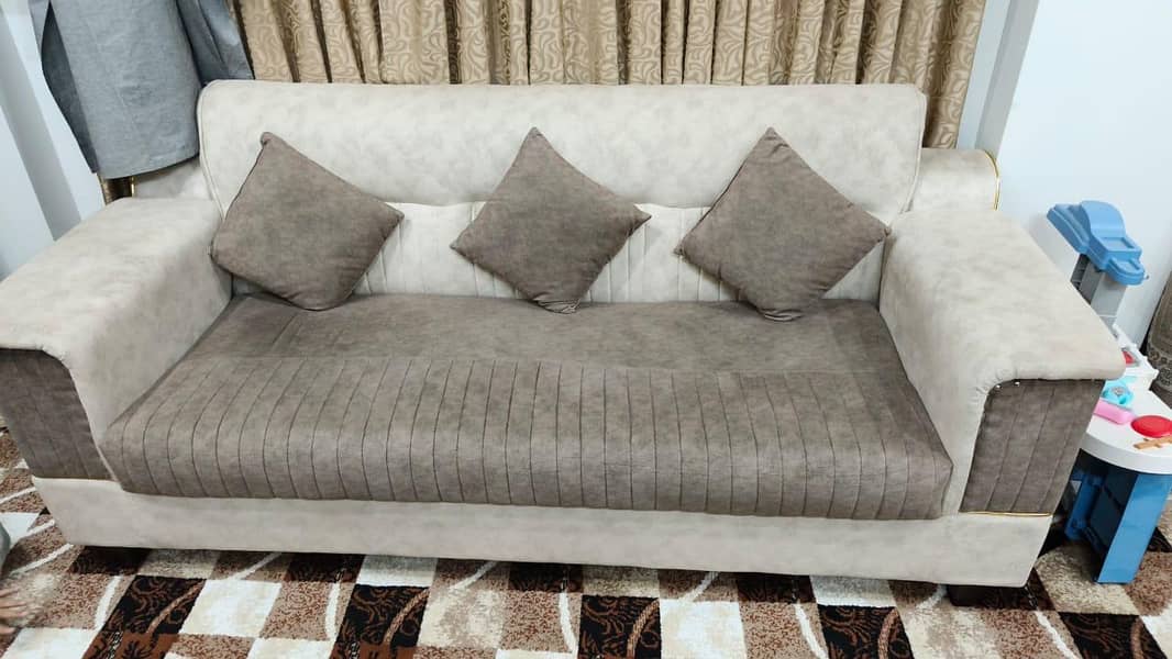 5 setter sofa set New condition 4