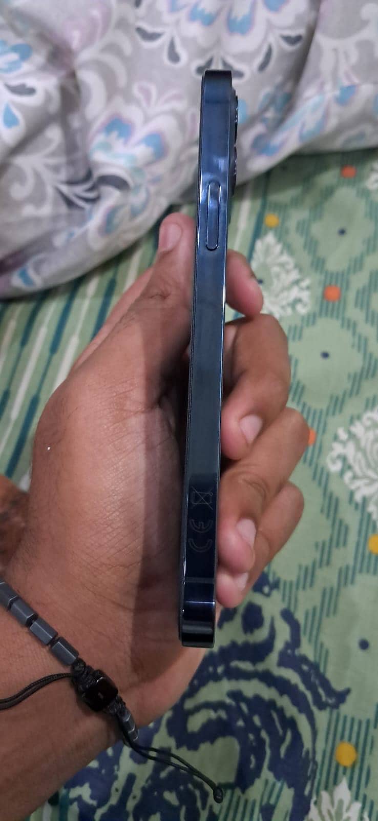 Apple iPhone 12 Pro 3