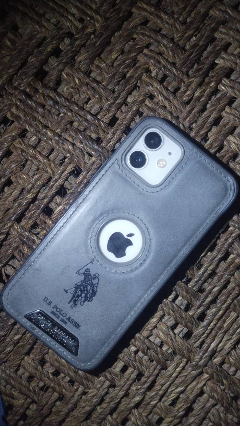 Apple iPhone 12 0