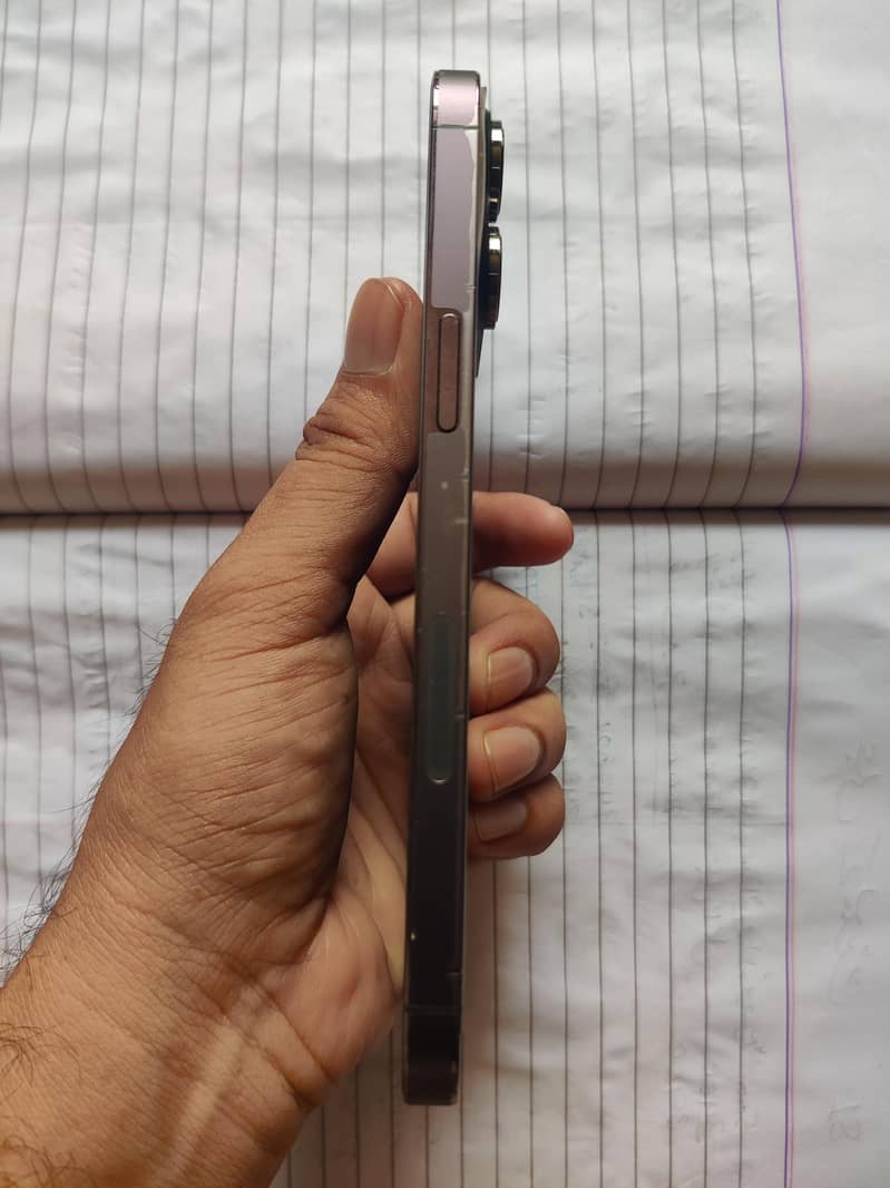 Apple iPhone 14 Pro Max 5