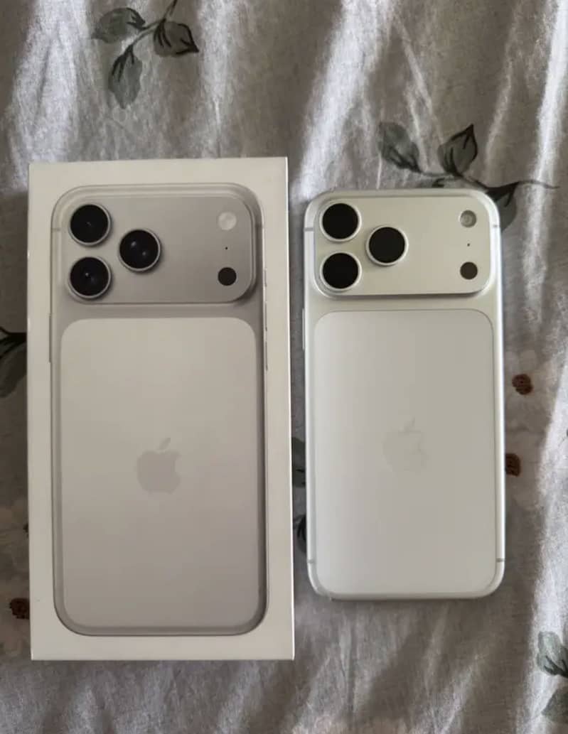 Apple iPhone 17 Pro Max 2