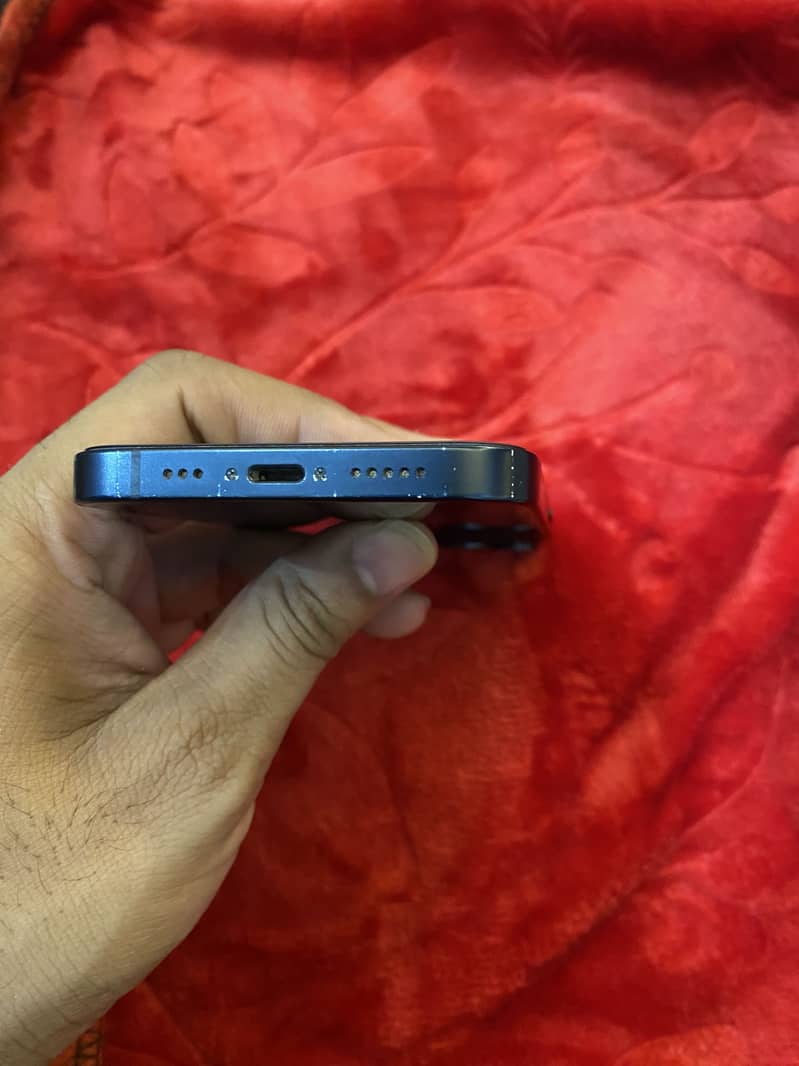 Apple iPhone 14 6