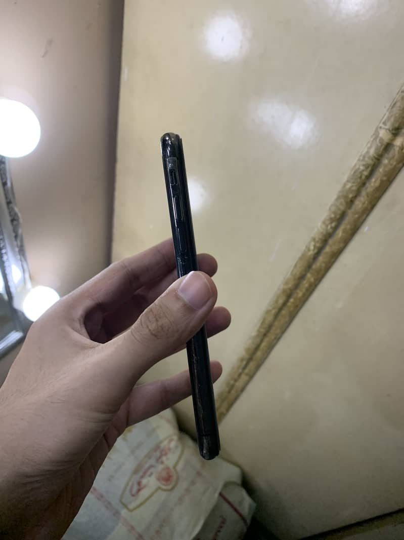 Apple iPhone X 2