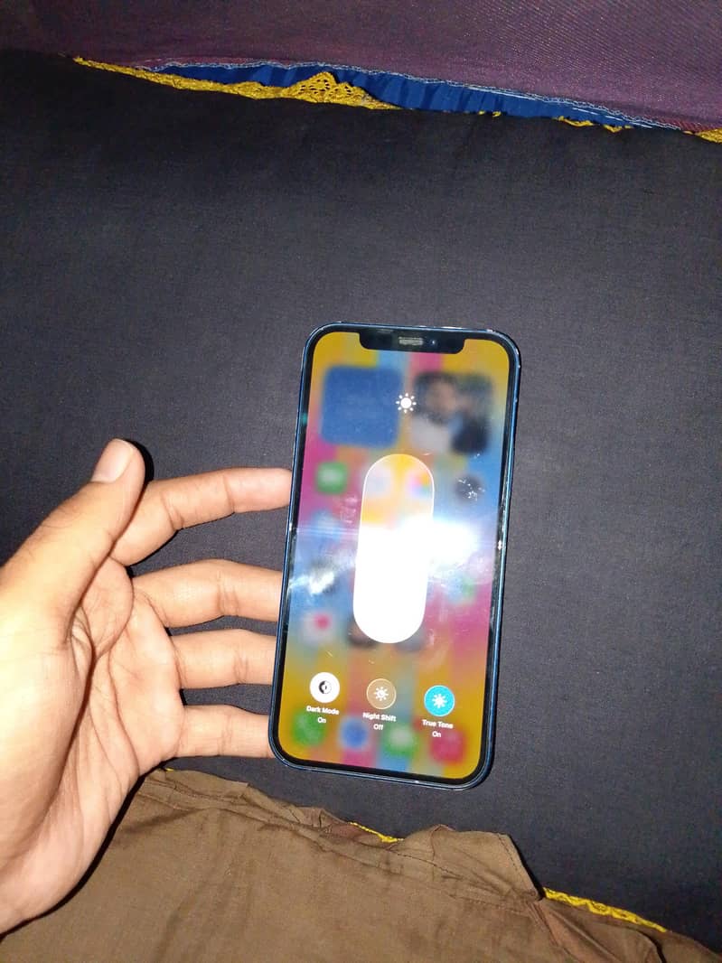 Apple iPhone 12 5
