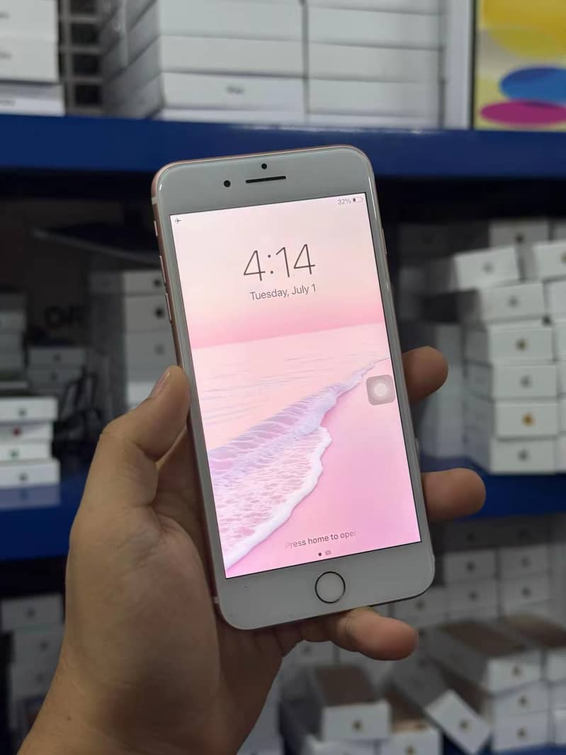 Apple iPhone 7 Plus 1