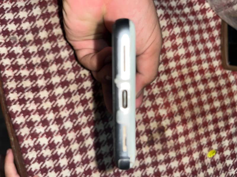 Google Pixel 8 3