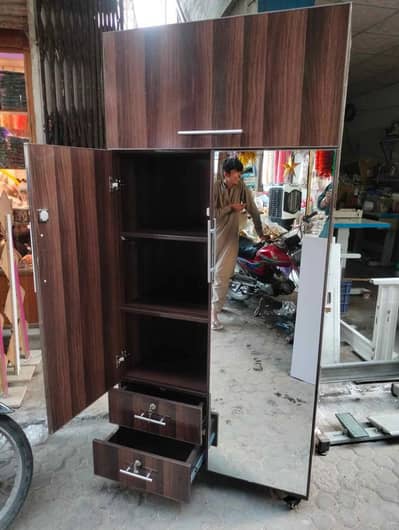 New luxury medium  wardrobe / Almari / cupboard / 0316,5004723