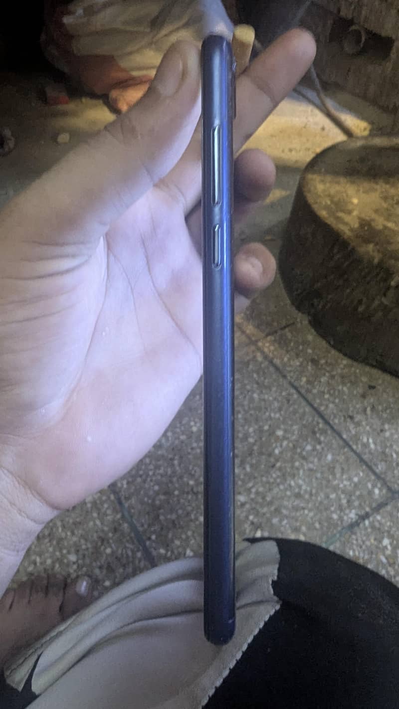 Honor 7C 4