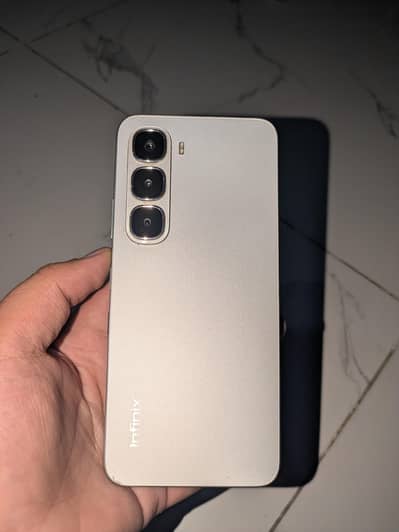 Infinix hot 60 I for sale