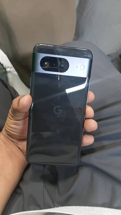 Google Pixel 8