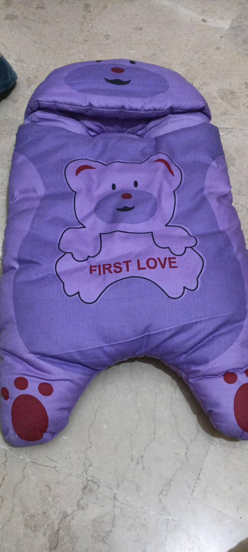 purple carrycot 1