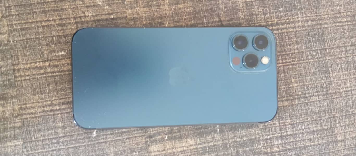 Apple iPhone 12 Pro 3