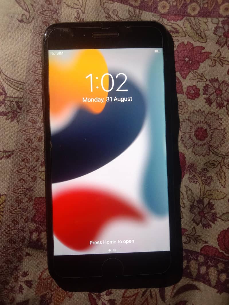 Apple iPhone 7 Plus 1