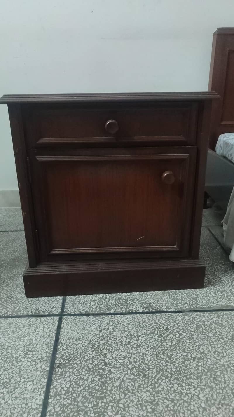 solid wood bed set 2