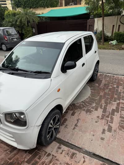 suzuki alto 2021 available for rent 03044942631 per day with driver