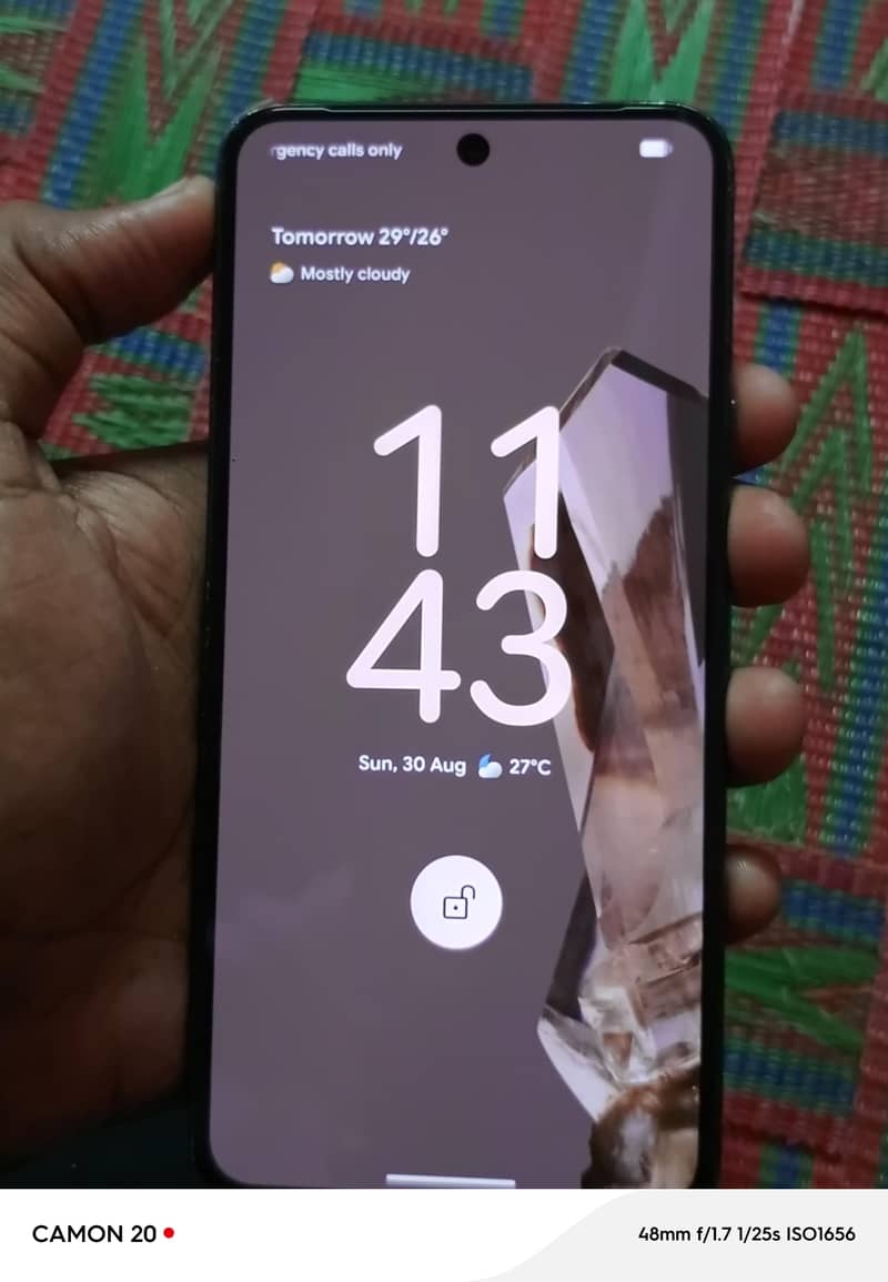 google pixel 8 4