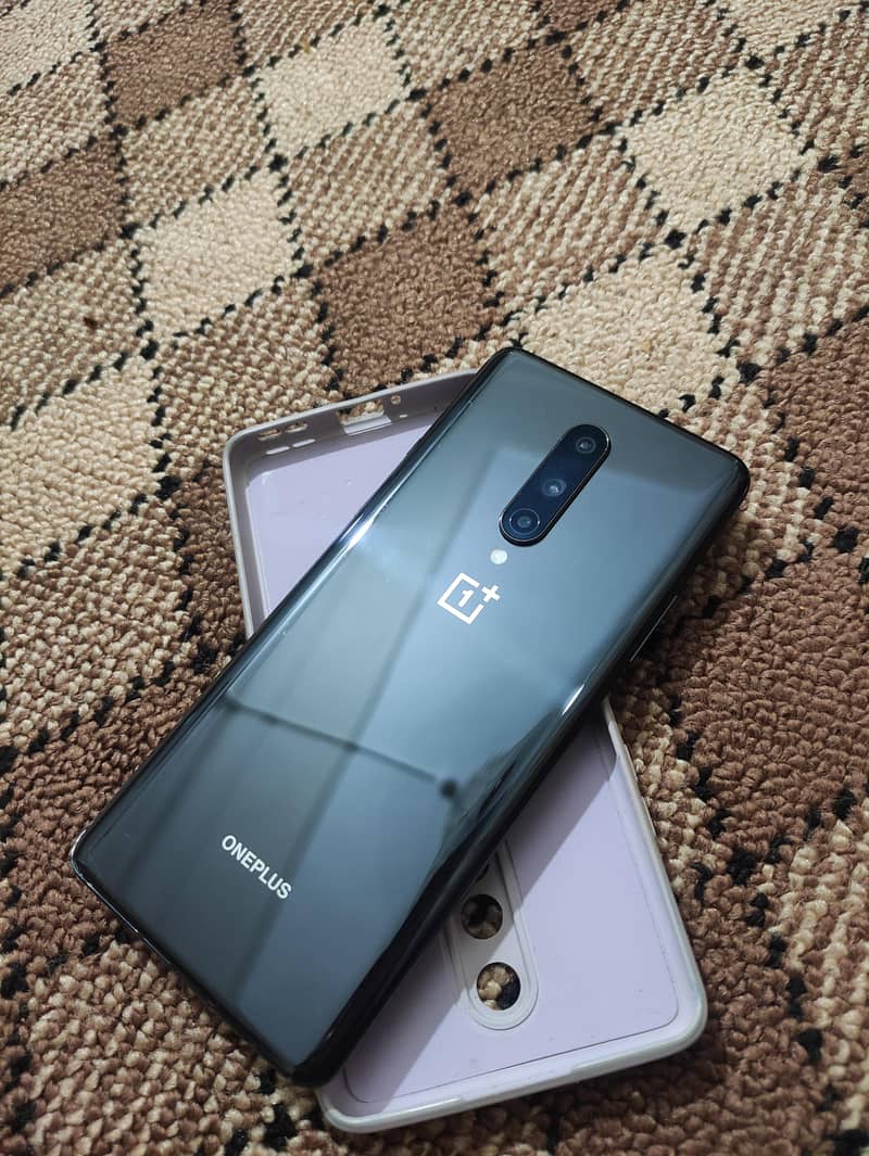 One plus 8 12/256 1