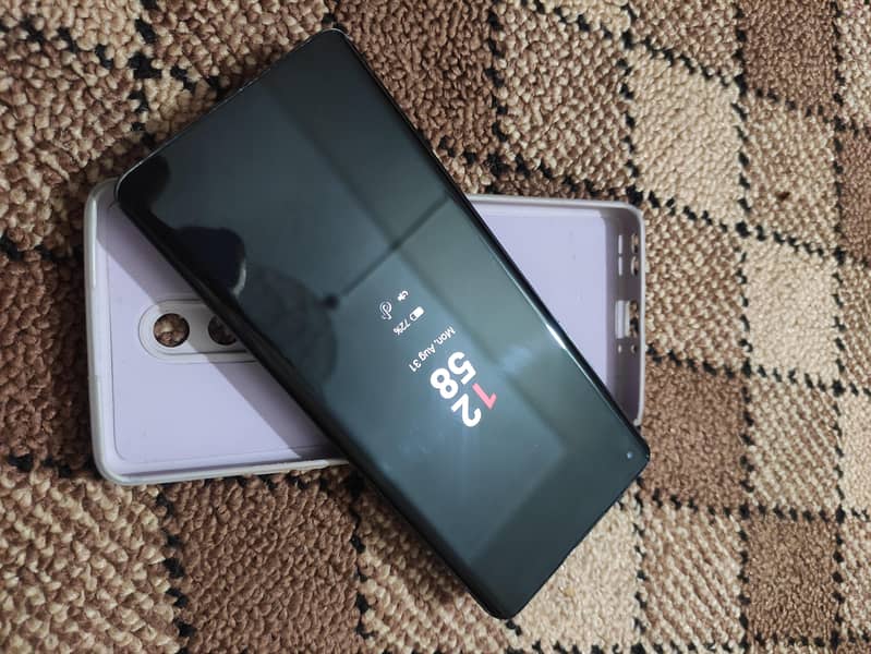 One plus 8 12/256 2