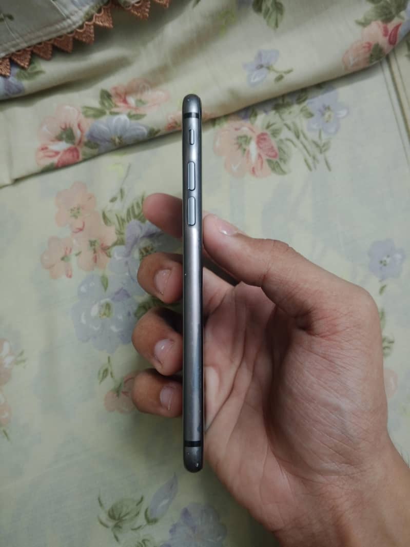 Apple iPhone 8 2
