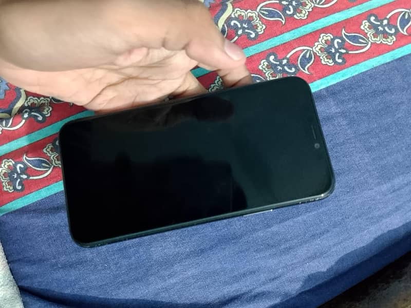 Apple iPhone 11 Pro 1