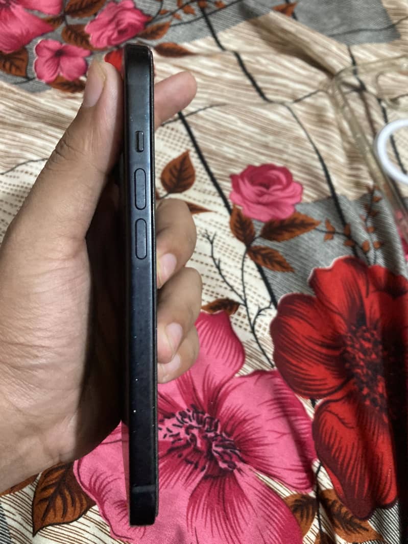 iPhone 15 Jv 1