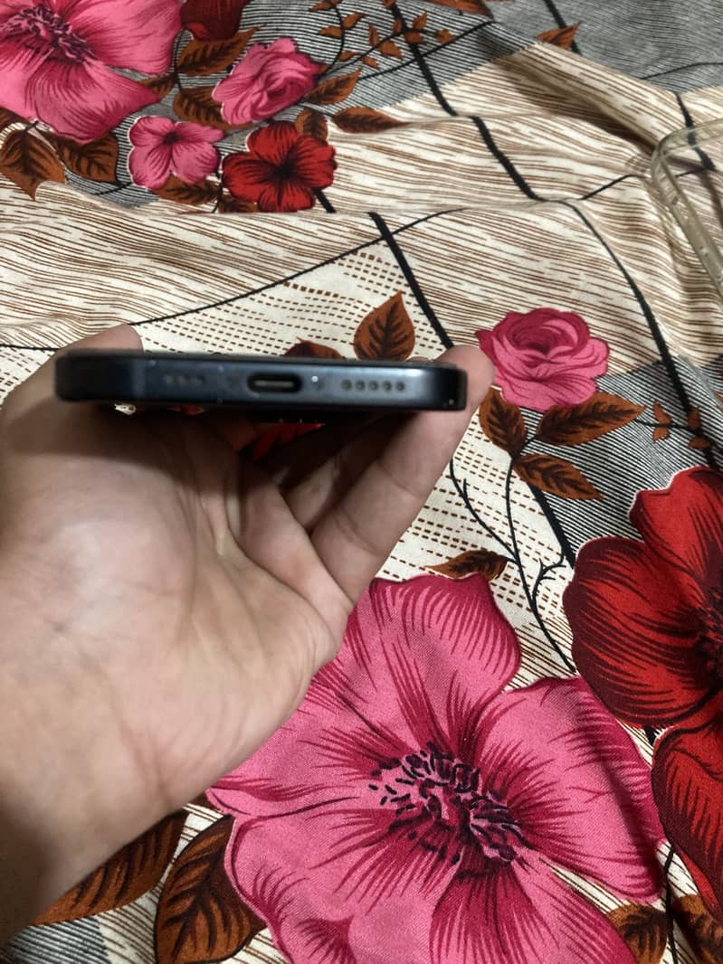 iPhone 15 Jv 2