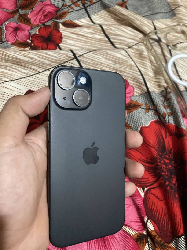 iPhone 15 Jv 3