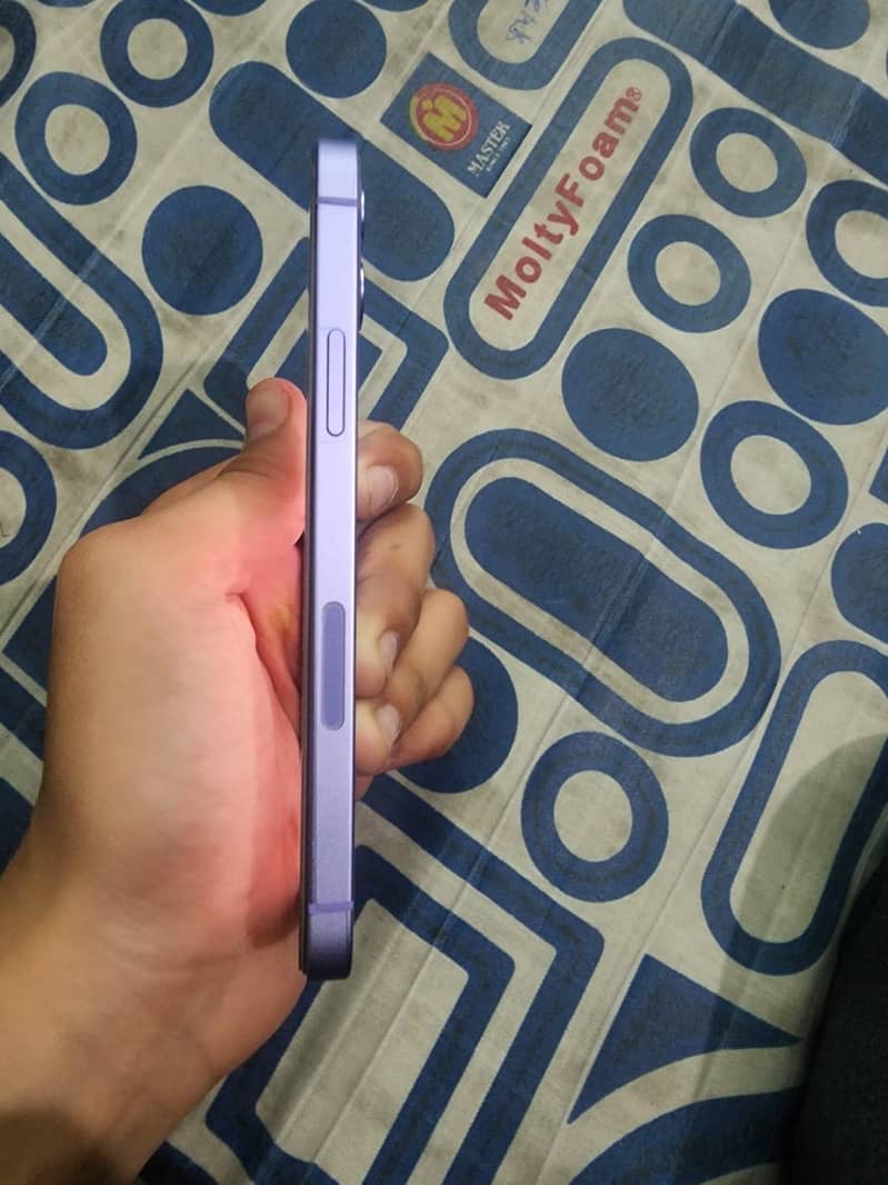 Apple iPhone 12 5