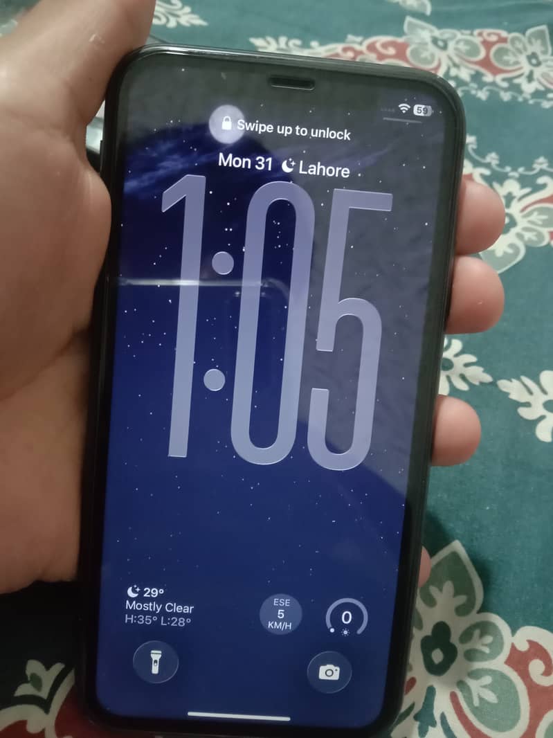 Apple iPhone 11 0