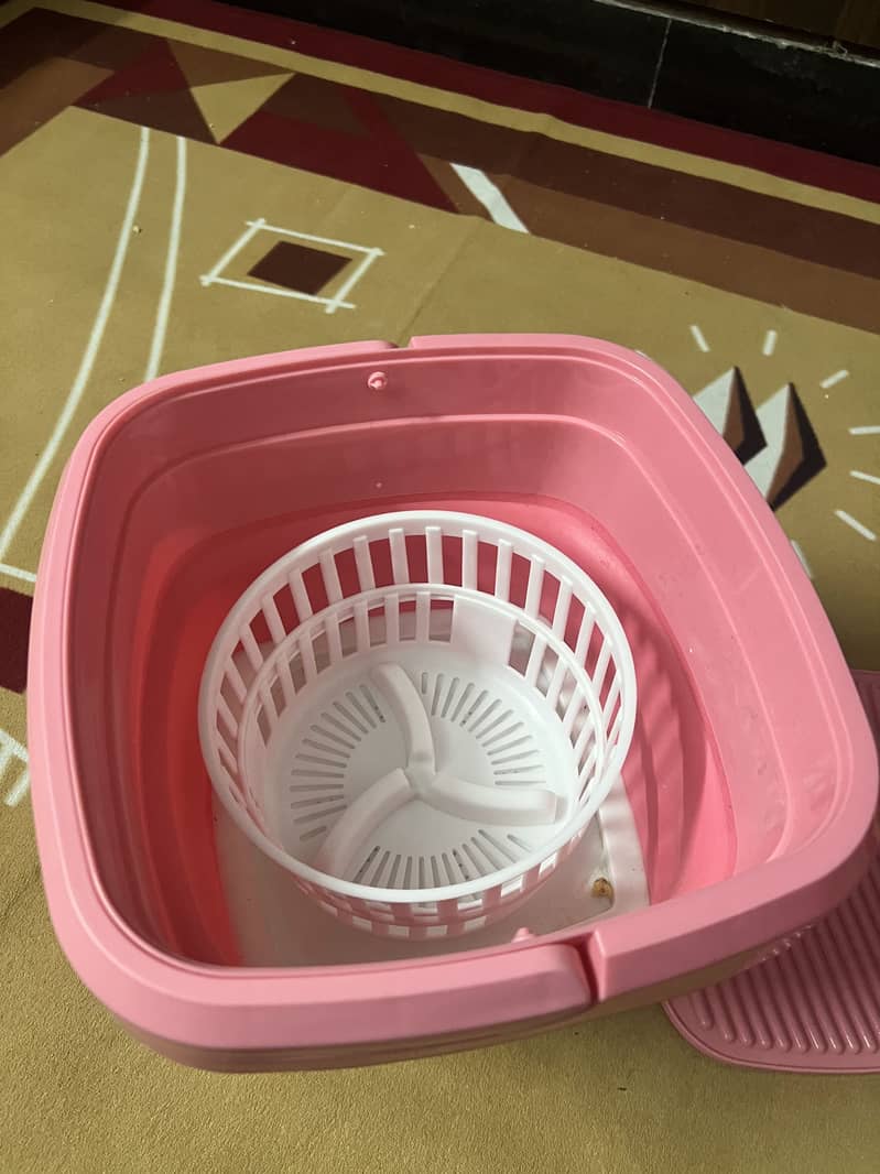 Mini Washing Machine 2