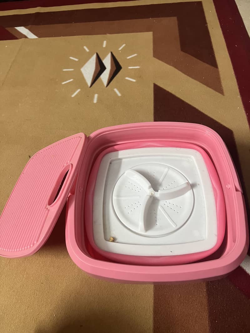 Mini Washing Machine 6
