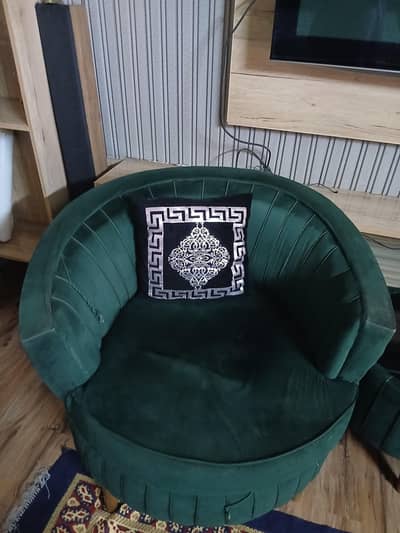 wooden furniture with poshish