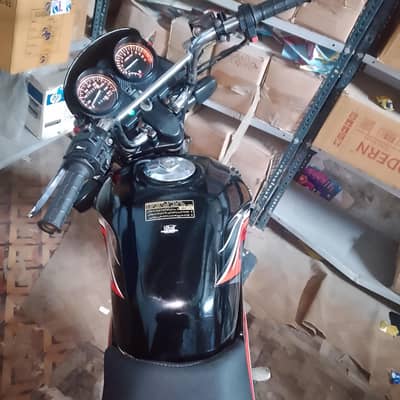 Honda 125 cb karachi number excellent condition