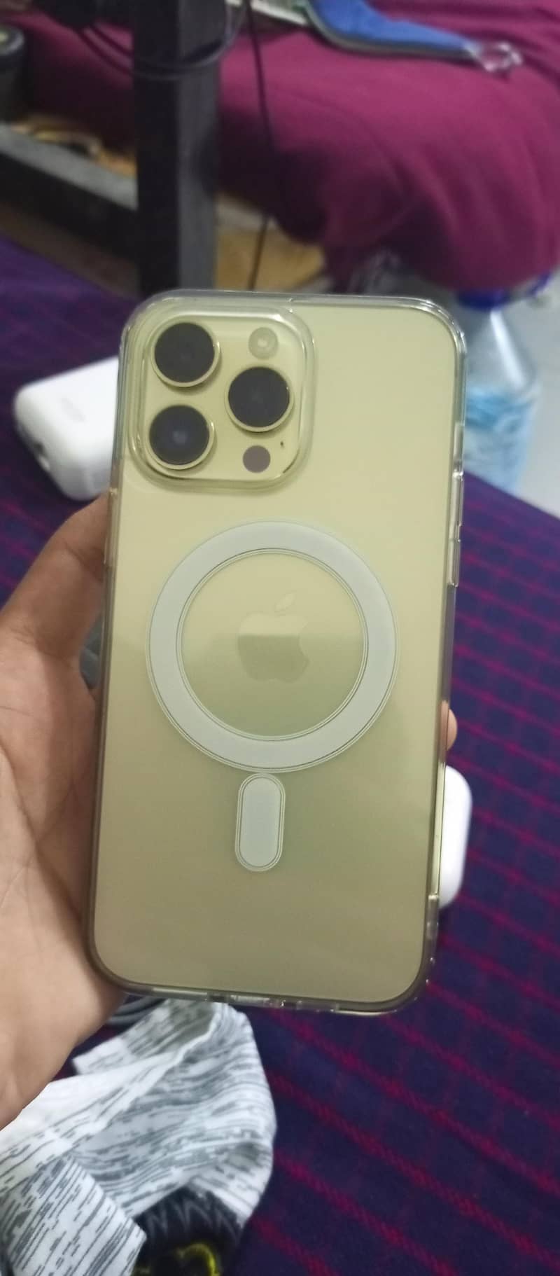 Apple iPhone 14 Pro Max 0