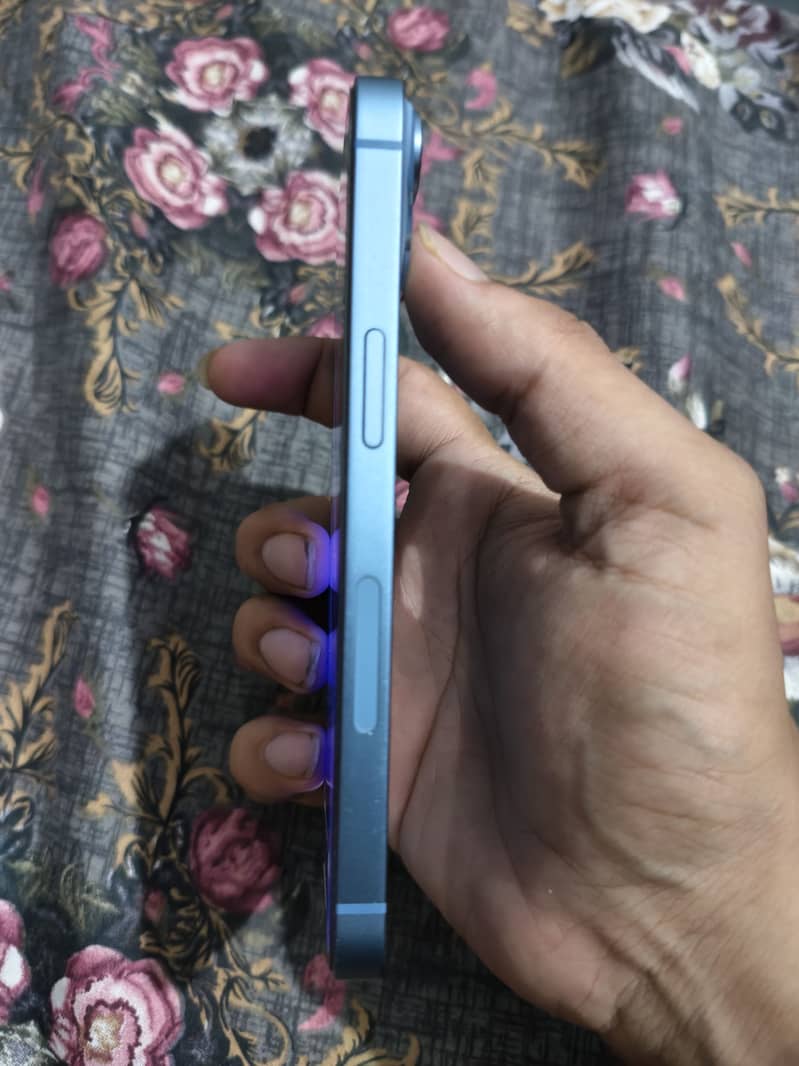 Apple iPhone 14 6