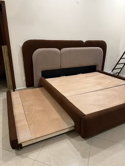 FOR SALE — BRAND NEW LUXURY FAMILY BED