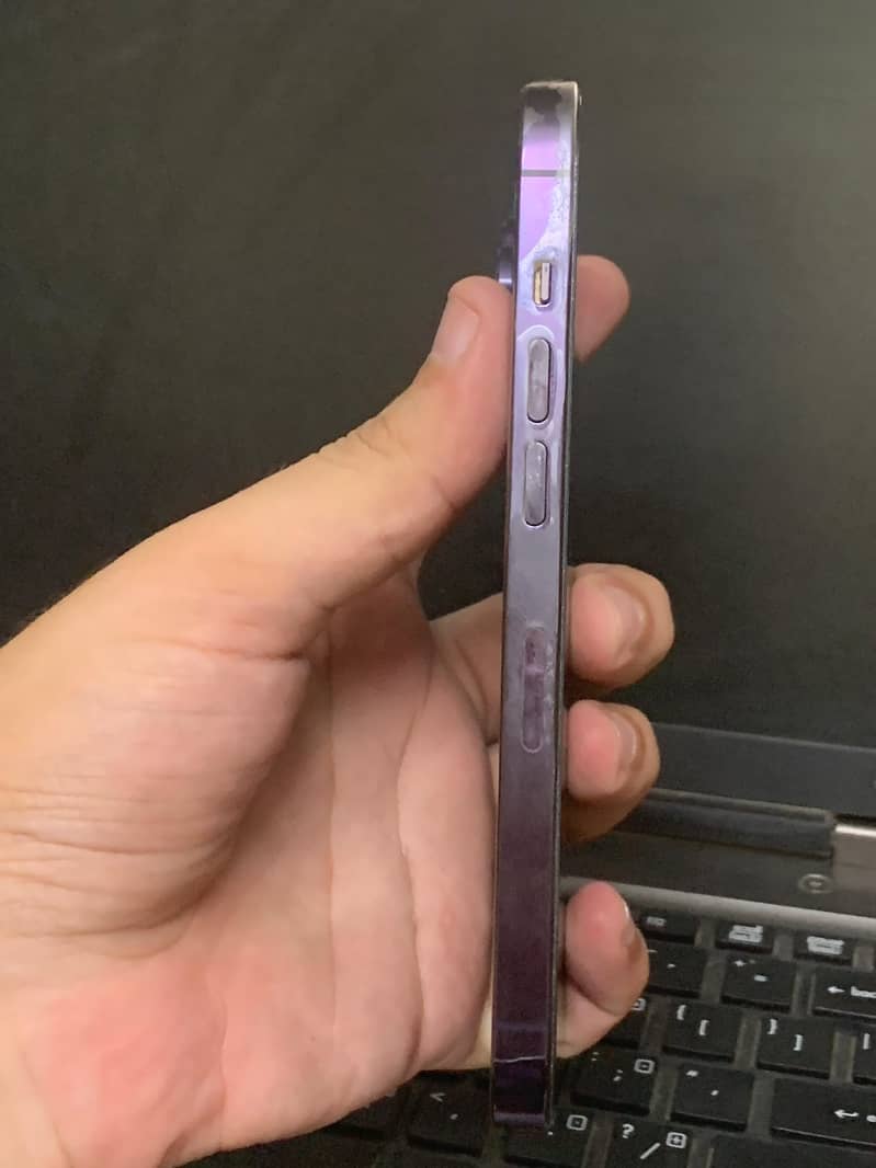 Apple iPhone 14 Pro 2