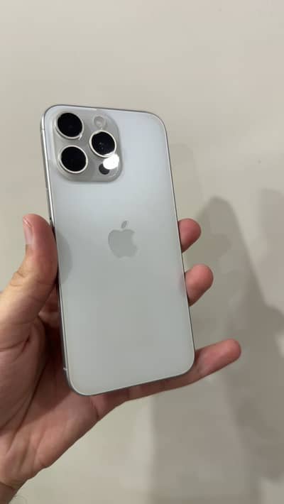 Apple iPhone 15 Pro Max