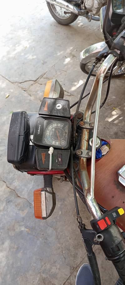 Yamaha 100 cc for sale