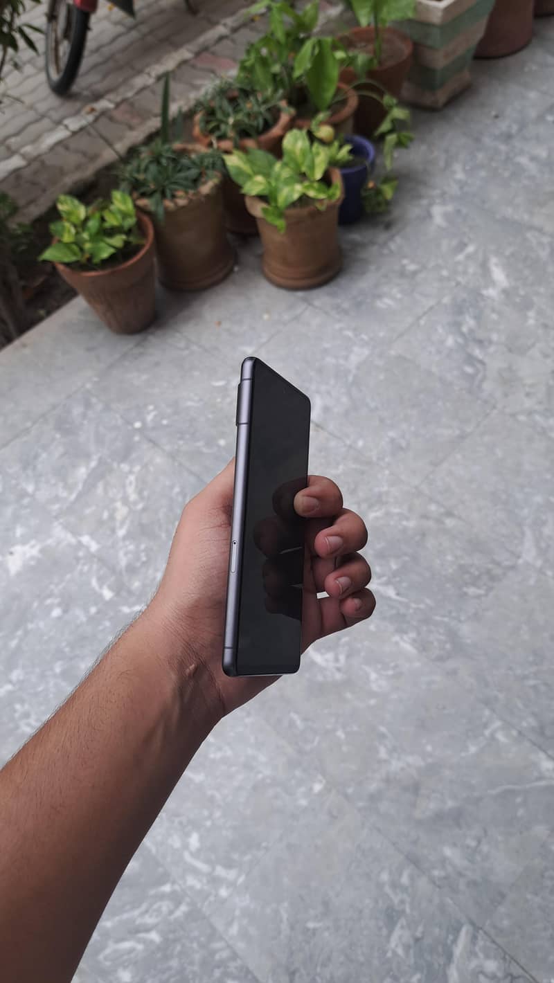 Google Pixel 7 5