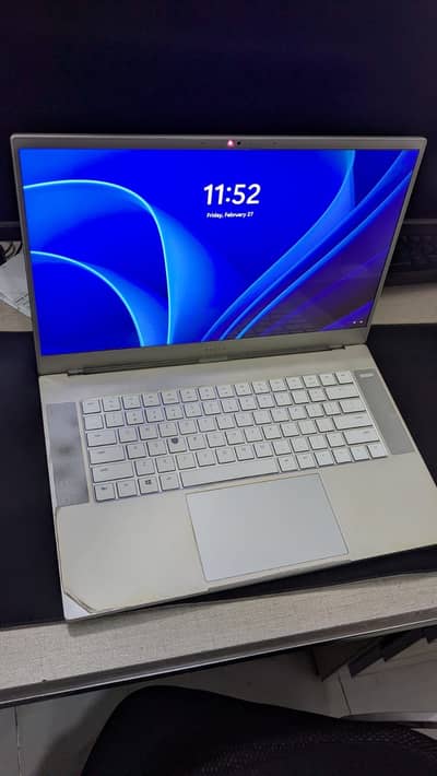 Razer Blade laptop RTX 2060 16gb ram 500 ssd