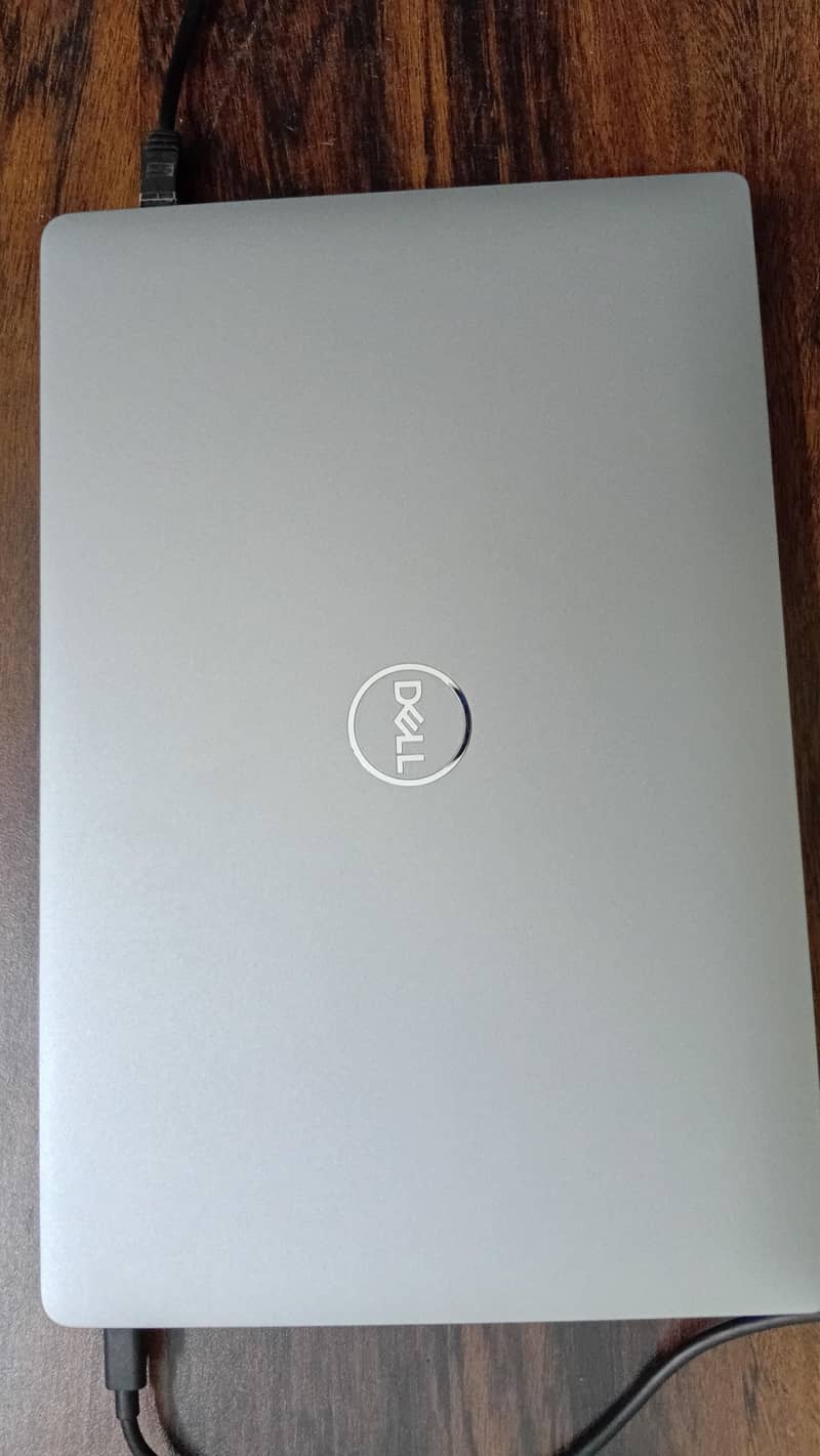Dell latitude E5420 0