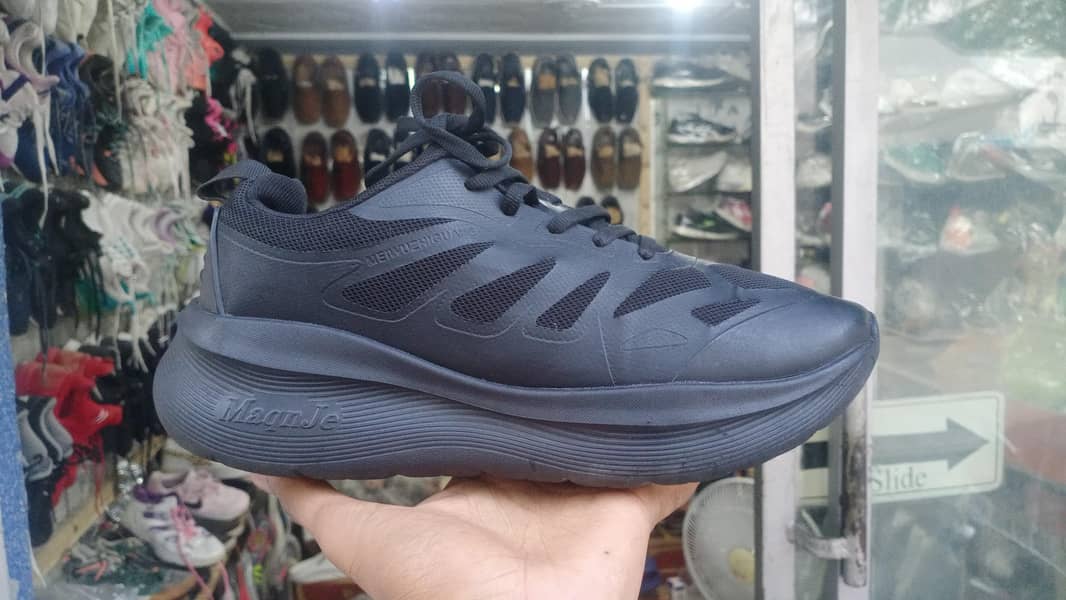 running shoes 0