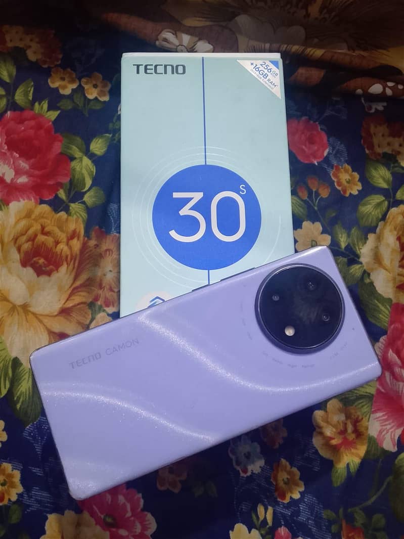 Tecno CAMON 30S 3
