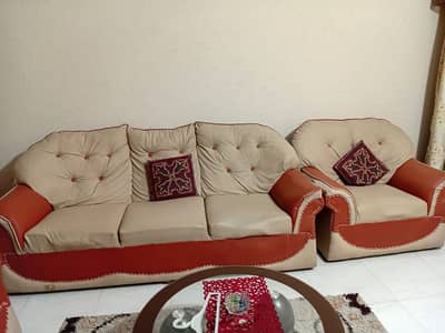 Vip Sofa set 7 seater URGENT SALE no foolish offers gulistan e johar
