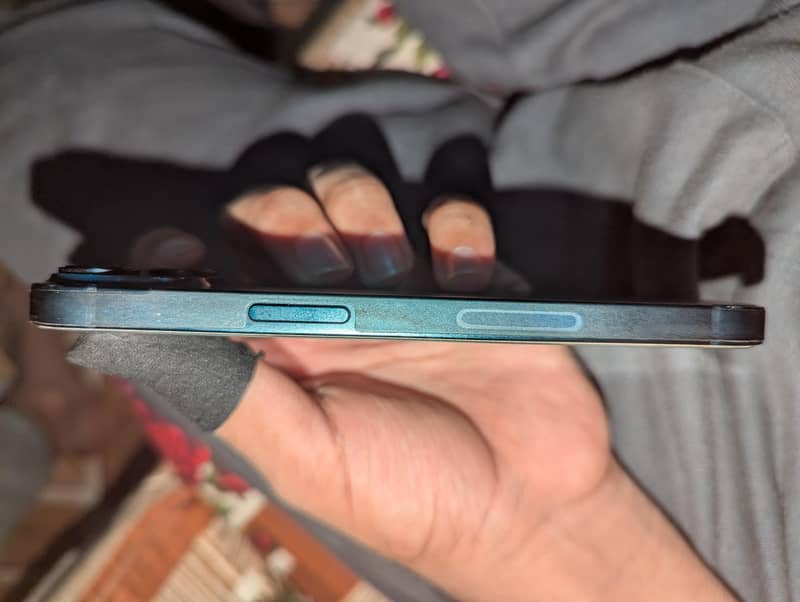 Apple iPhone 14 2